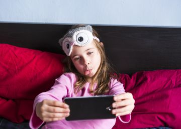 10 buenas prácticas que debes seguir si vas a dejar a tu hijo usar un móvil antes de los 12 años