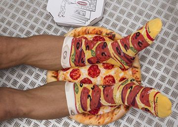 La revolución de los calcetines de diseño: de 'El beso' a una pizza