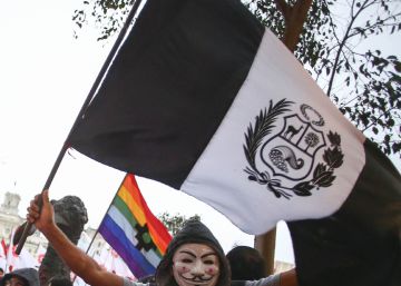 Banderas blanquinegras contra la corrupción
