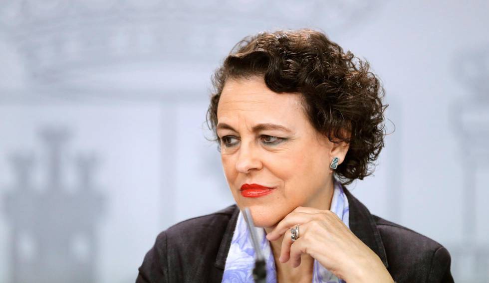 La ministra de Trabajo, Magdalena Valerio, en la rueda de prensa posterior al Consejo de Ministros.