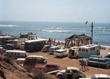 LeRoy Grannis, el hombre que logró retratar de cerca al surfista en plena acción