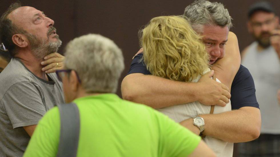 Evacuees in a community center in Gandía.