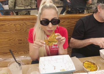¿Dónde se mete Lady Gaga?