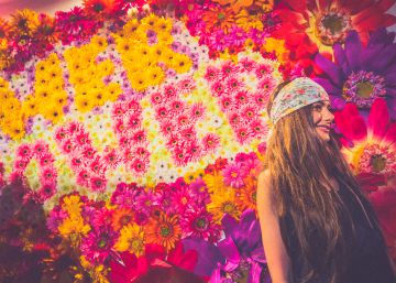 Flower Power: la fiesta ‘hippie’ que eclipsa al tecno en Ibiza