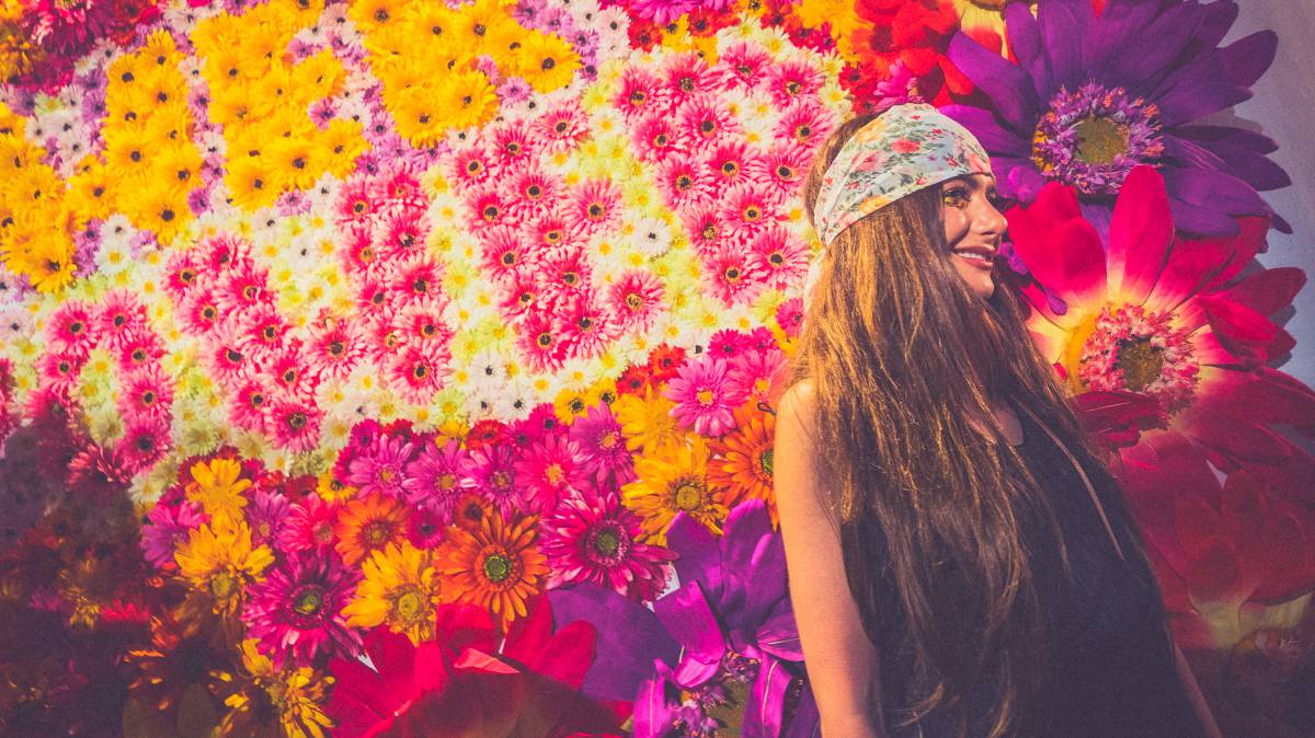Una fiesta Flower Power, en Pacha Ibiza.