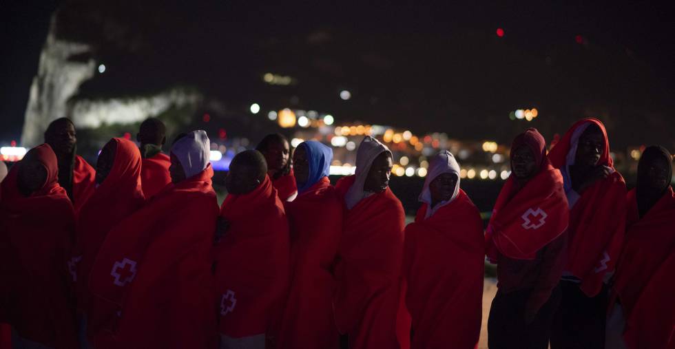 Rescatados 524 migrantes en el Mar de Alborán y en aguas del Estrecho, en imágenes