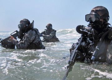 Así prepara un hombre precavido sus vacaciones en Formentera