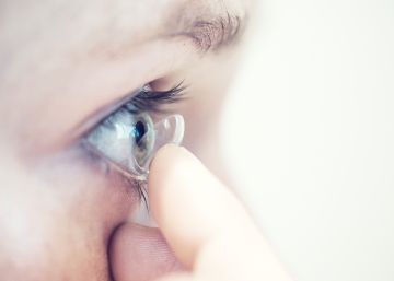 Guardar las lentillas en agua con sal y otros 12 errores que cometemos habitualmente con ellas