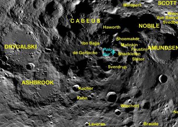 En la superficie de la Luna también hay agua