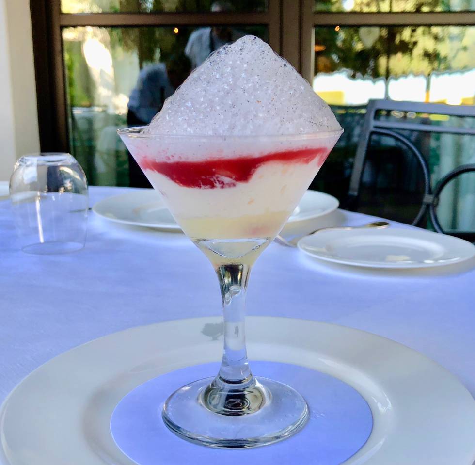 FRESAS ROMANOFF DEL HOTEL FINCA CORTESIN CAPEL
