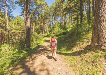 10 rutas senderistas para despedir el verano en España
