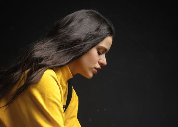‘El País Semanal’ se adentra en el fenómeno Rosalía, la cantaora enamorada del ‘trap’
