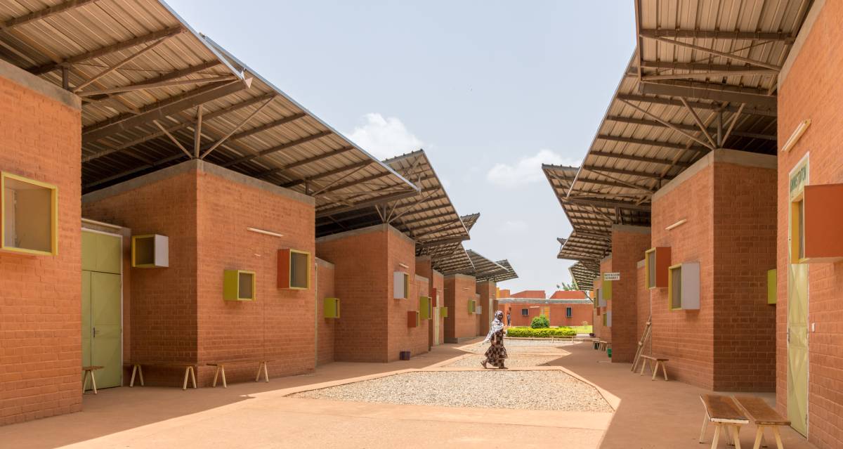La semana en la que la arquitectura de Burkina Faso, Brasil e Italia llegó a Madrid