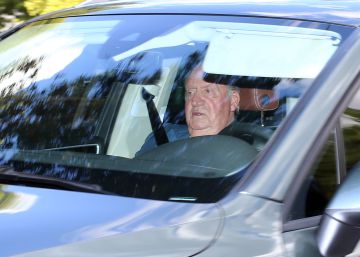 Don Juan Carlos apoya a su sobrina María Zurita y apadrina a su hijo