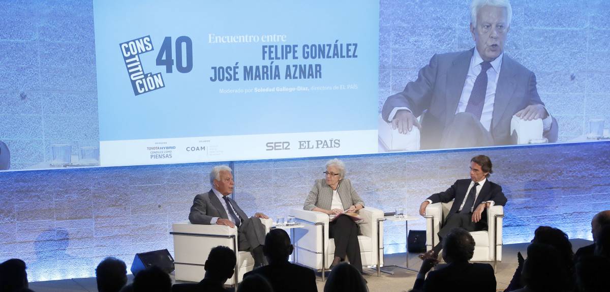 Felipe González, Soledad Gallego-Díaz y José María Aznar.