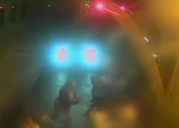 Juzgan a un hombre que estampó su coche contra la discoteca de la que le echaron