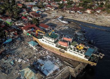 El terremoto y el tsunami de Indonesia, en imágenes