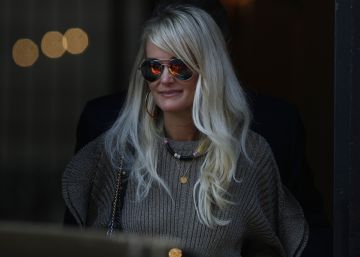 El tumultuoso regreso a Francia de Laeticia Hallyday