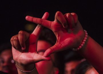 Dos mujeres, dos mundos aparte, una misma lucha