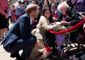 La historia del príncipe Enrique y su fan australiana de 98 años