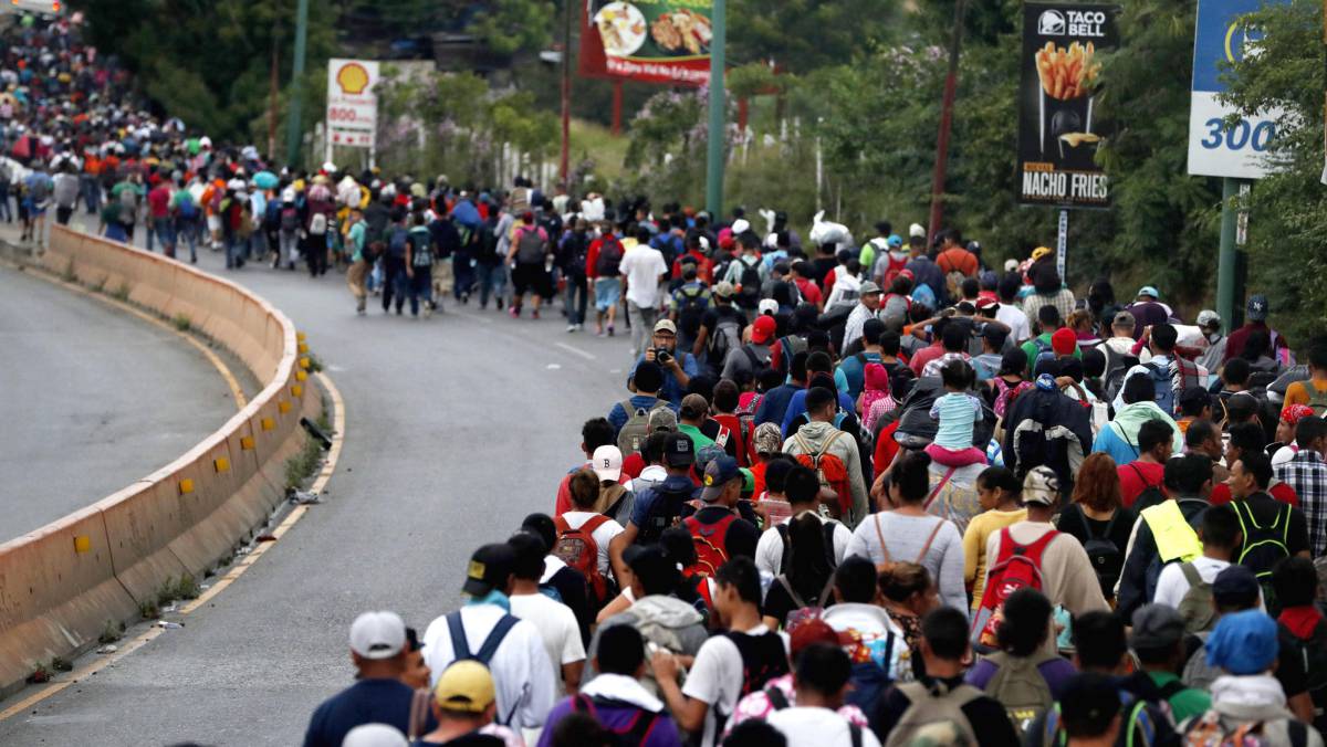 Migrantes hondureños rumbo a Zacapa (Guatemala).