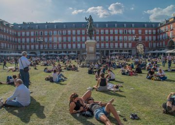 ¿Jardines en la Plaza Mayor de Madrid? Algunos expertos lo desaconsejan