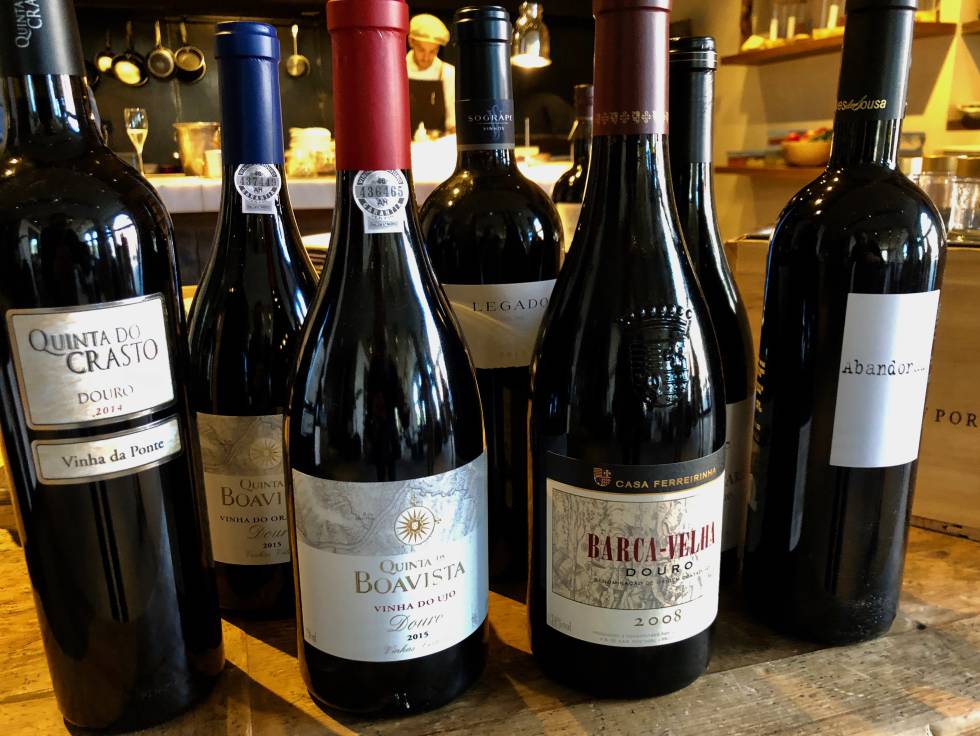 ALGUNAS DE LAS GRANDES MARCAS QUE CONTIENE LA BODEGA CAPEL
