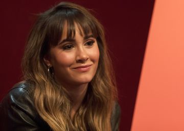Aitana reconoce su error con la autoría de un dibujo de su libro