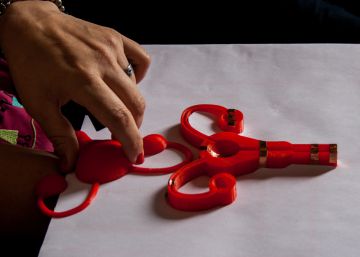 Para saber cómo es el aparato reproductor femenino, tóquelo