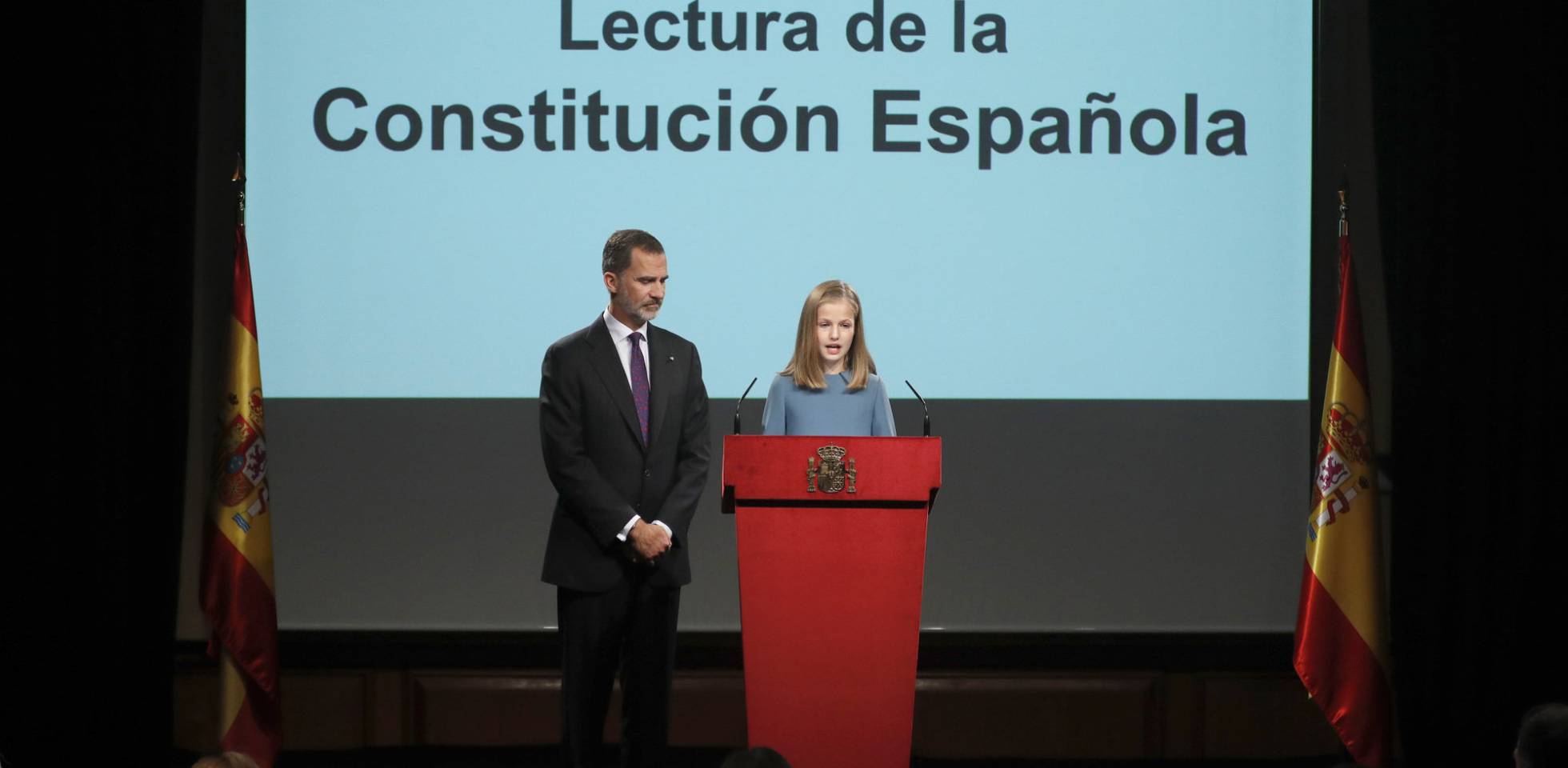 Lectura de la Constitución por El Rey Felipe VI y Leonor de Borbón.