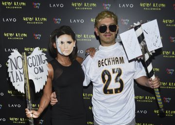 El dardo de Mel B a Victoria y David Beckham en su disfraz de Halloween