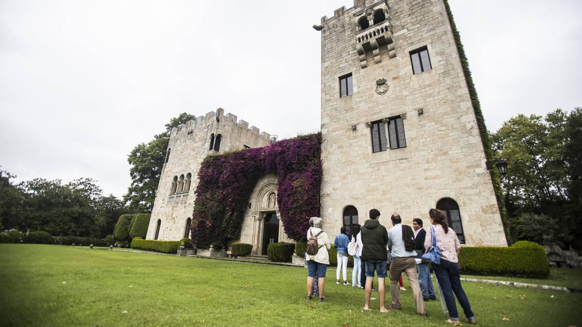 Visitantes del pazo de Meirás.