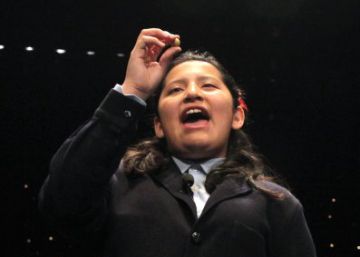 Noelia Katiuska y Yossueff Salhi, tras cantar el Gordo en 2017. rn