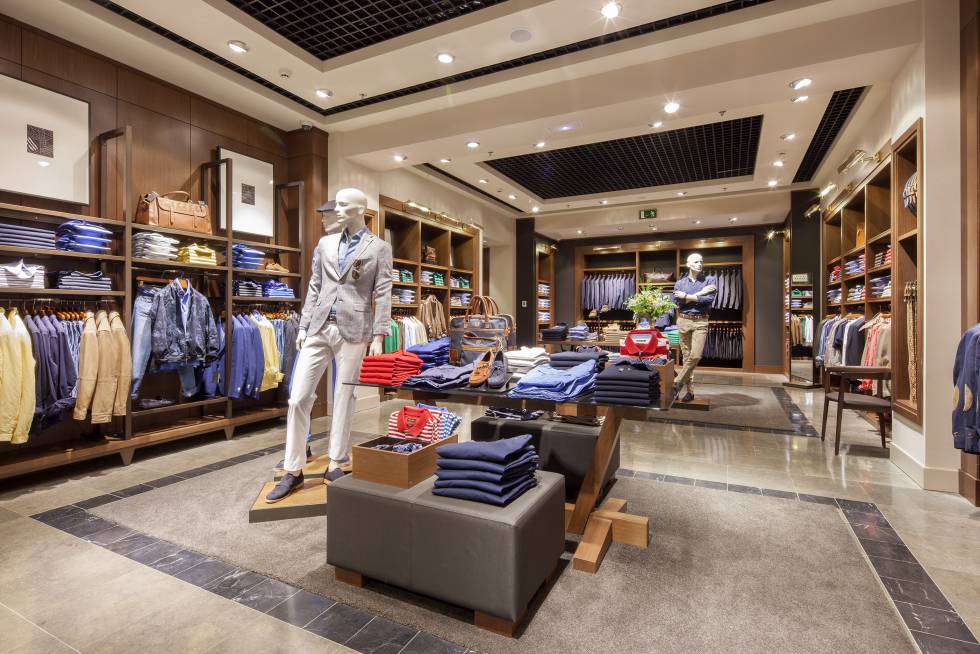 Massimo Dutti, una de las principales cadenas de moda masculina en España, está presente en los aeropuertos de Madrid y Barcelona.