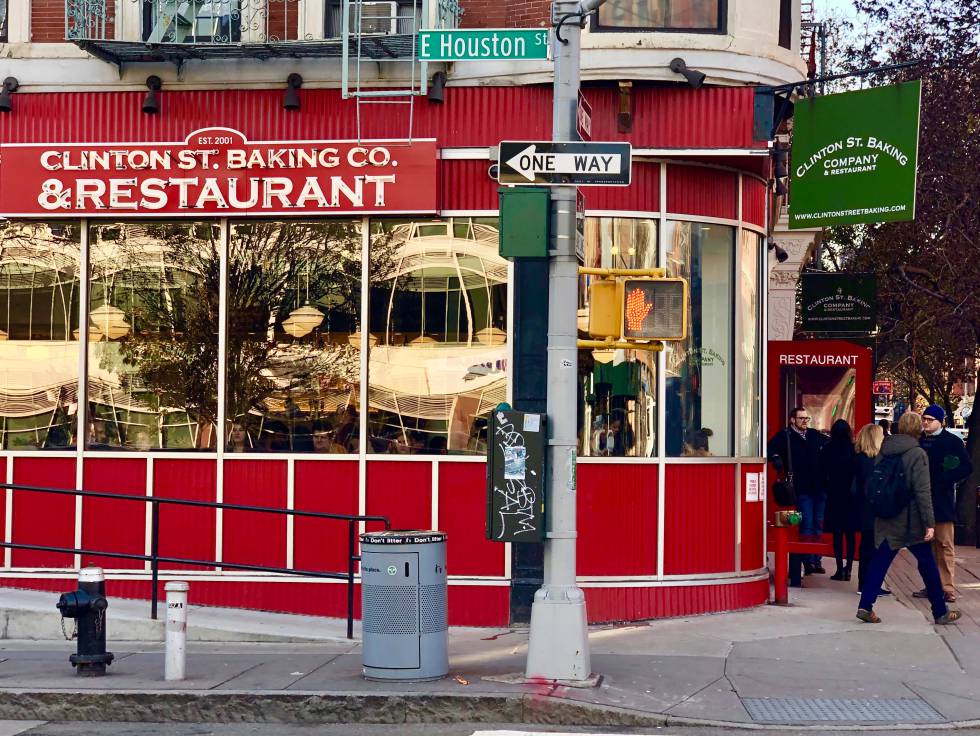 FACHADA DE CLINTON STREET BAKING CAPEL