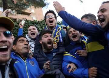 La Copa Libertadores: Las aficiones del River Plate y del Boca Juniors ya están en Madrid