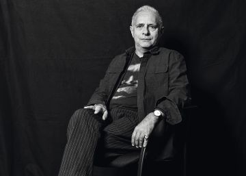 Hanif Kureishi: el escritor favorito de una generación que leía sus libros como si fuesen discos de Bowie