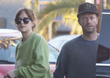 Dakota Johnson y Chris Martin, a punto de comprometerse
