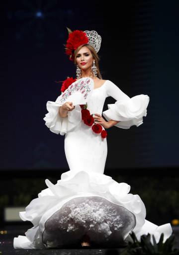 Angela Ponce