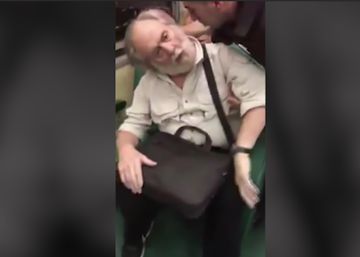Un hombre finge un infarto cuando le descubren sacando fotos de una mujer