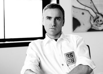 El diseñador Raf Simons deja Calvin Klein