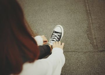 Con plataforma, con ‘brilli brilli’... la última tentación en deportivas para ella