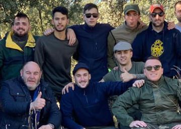 Un alcalde de Madrid llama a cazar conejos “con palos” y luego se desdice