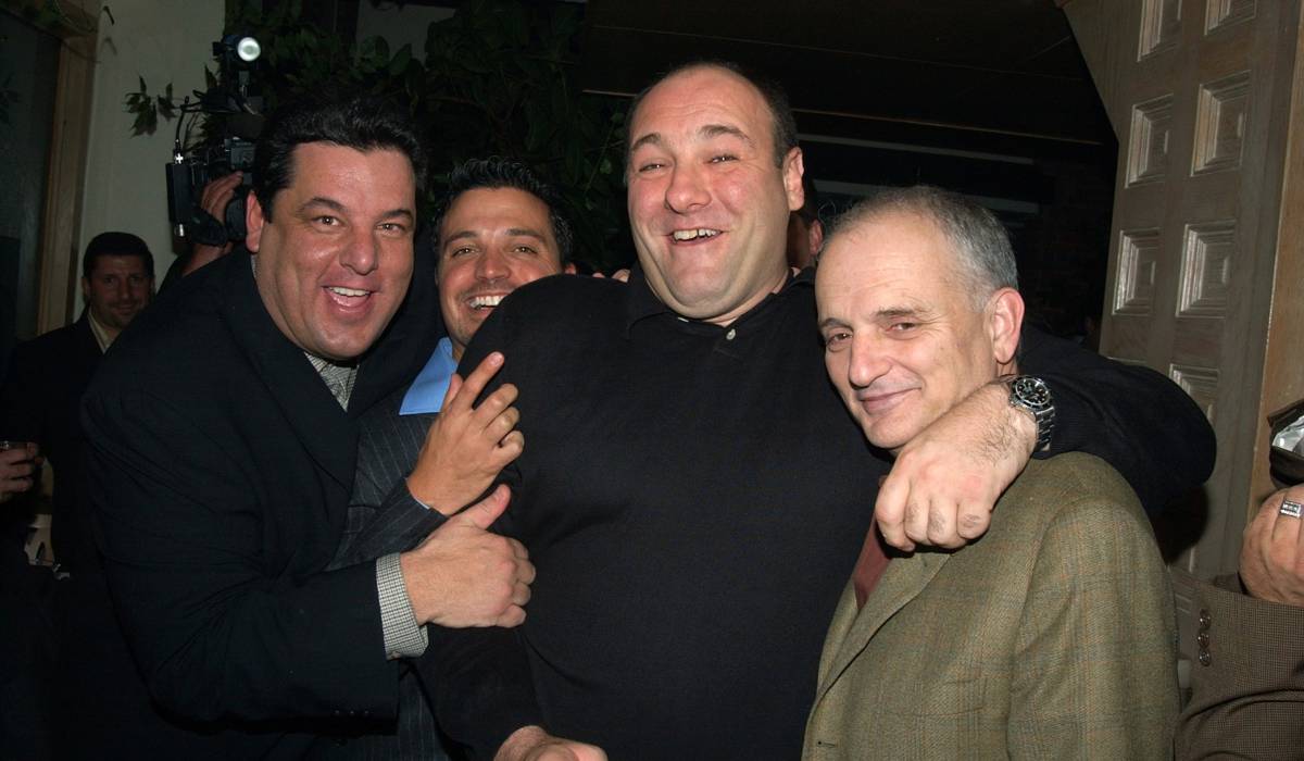 Pero, entonces, ¿Tony Soprano muere en la escena final? Responde su creador