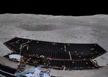 La primera imagen panorámica de la cara oculta de la Luna