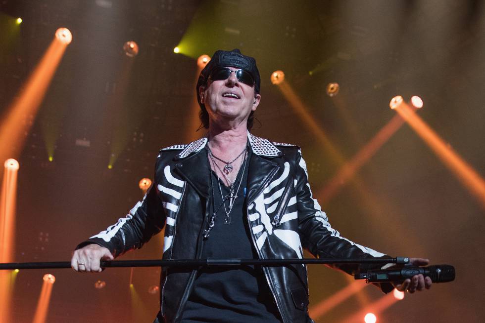 Klaus Meine, de los Scorpions, en un concierto celebrado en Texas (EE.UU., 2017).