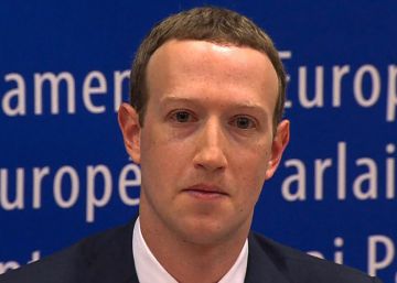 Gutenberg ‘vs.’ Zuckerberg
