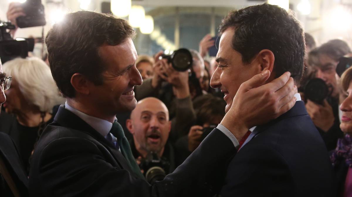 Casado y Moreno, tras la toma de posesión.
