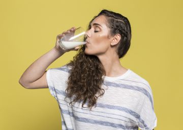 Los españoles hemos dejado de comprar leche entera pero, ¿era necesario?