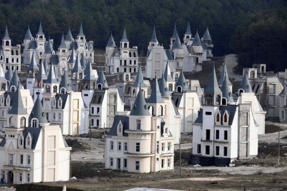 Burj Al Babas: el pueblo lleno de castillos vacíos